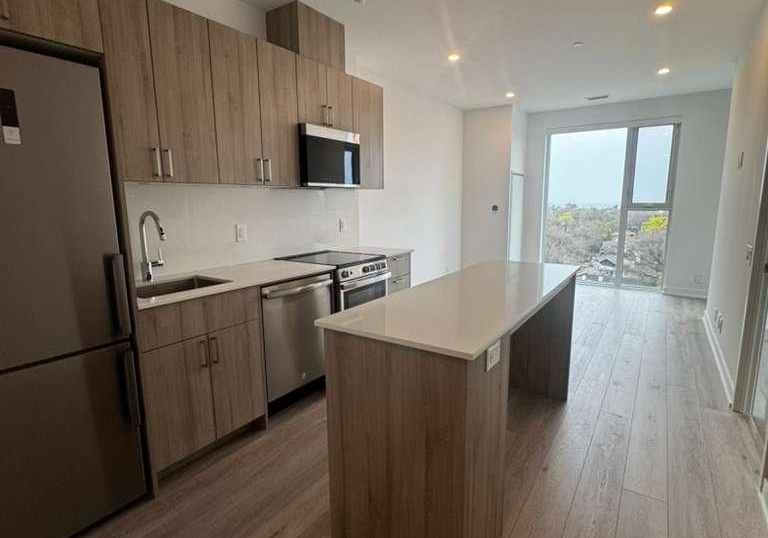 1660-bloor-street-w-toronto-toronto-ontario-w13714294
