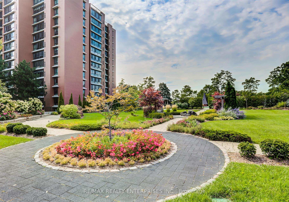 1400-dixie-road-mississauga-ontario-w13714316