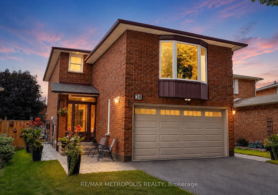 38-langholm-court-brampton-ontario-w13714522