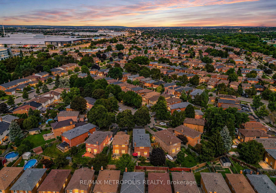 38-langholm-court-brampton-ontario-w13714522