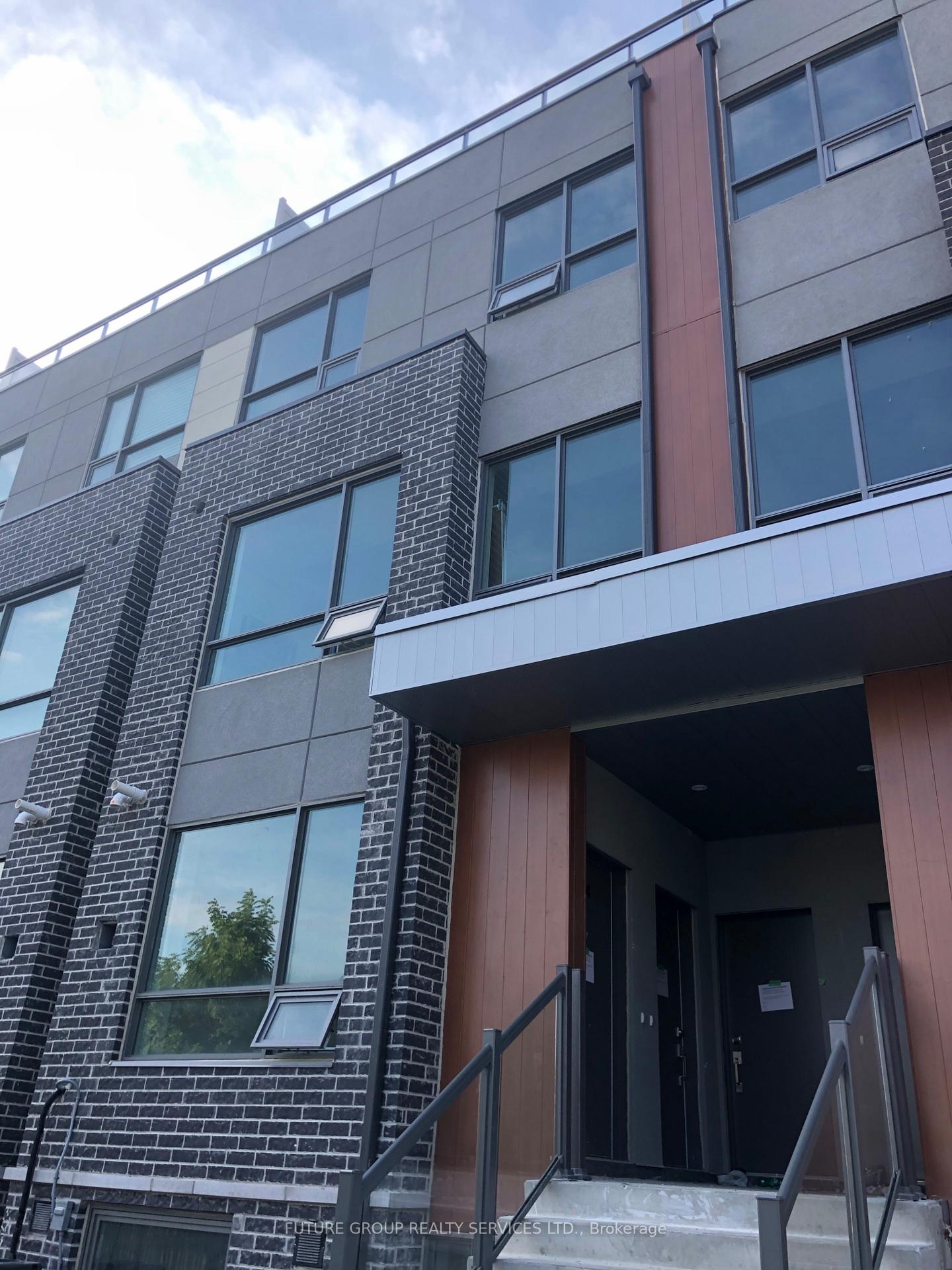 650-atwater-avenue-mississauga-ontario-w13714742