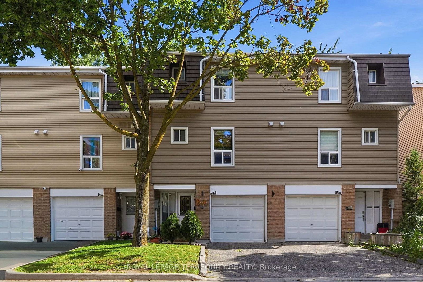 enmount-drive-brampton-ontario-w13715028