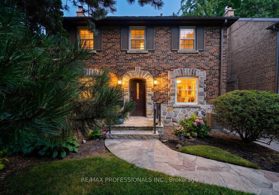 65-dunedin-drive-toronto-etobicoke-ontario-w13715100