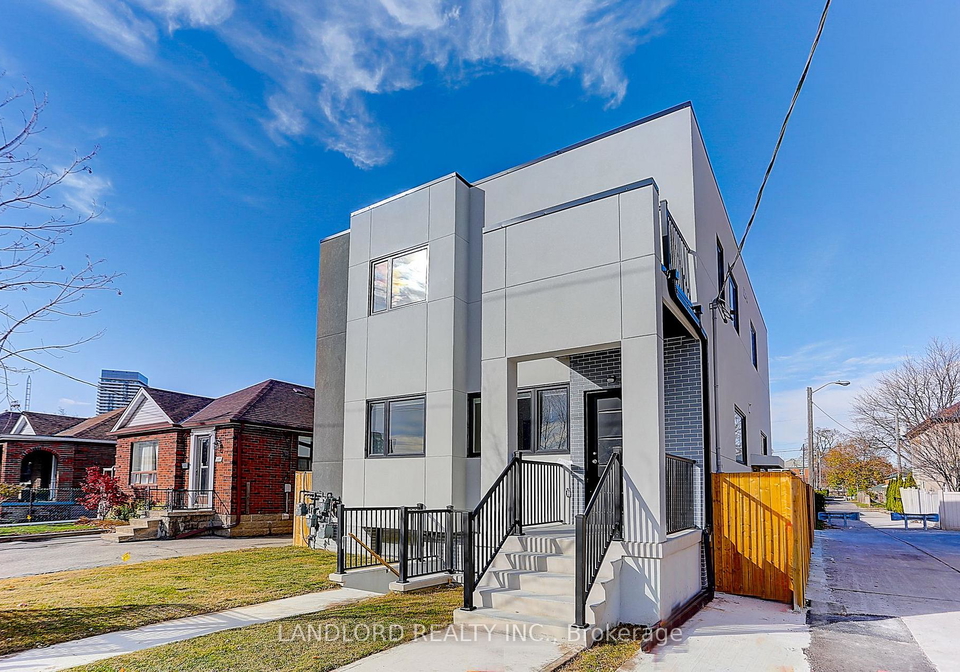 2004-lawrence-avenue-w-toronto-north-york-ontario-w13715142