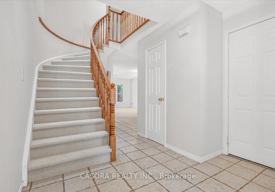 2230-walkers-line-burlington-ontario-w13715162