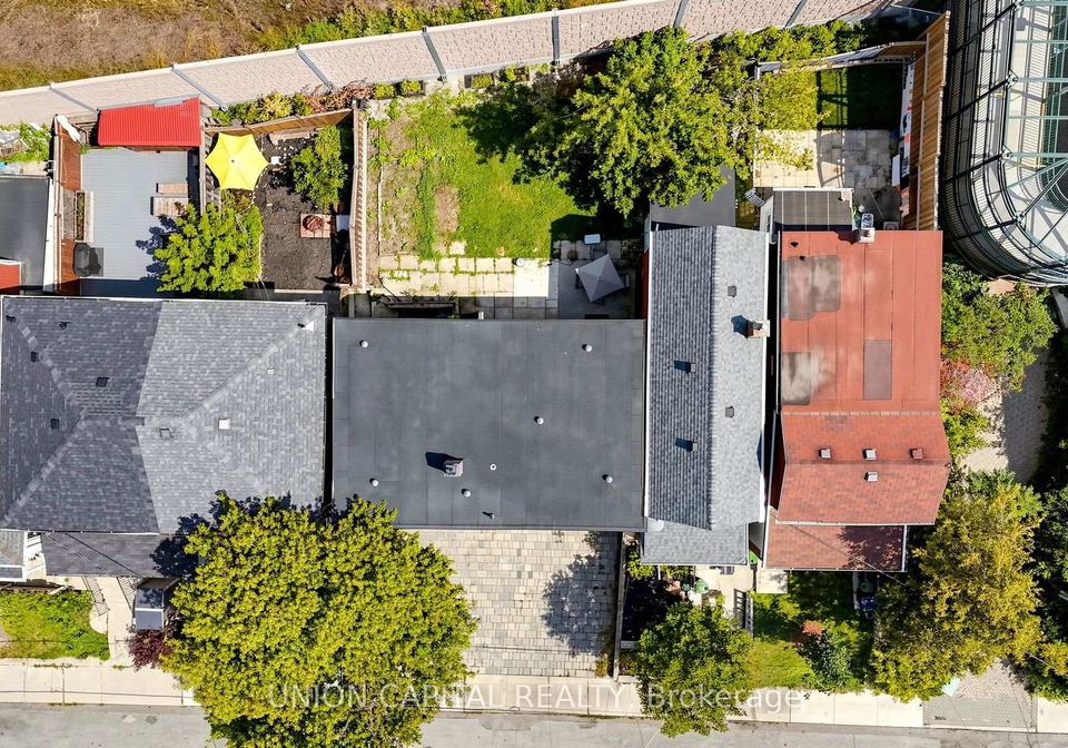 247-prescott-avenue-toronto-toronto-ontario-w13715272