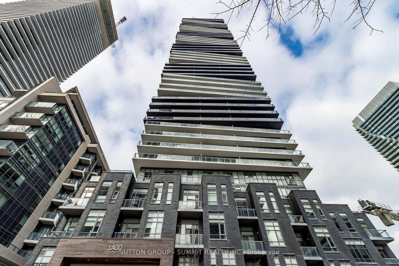 56-annie-craig-drive-toronto-etobicoke-ontario-w13715320