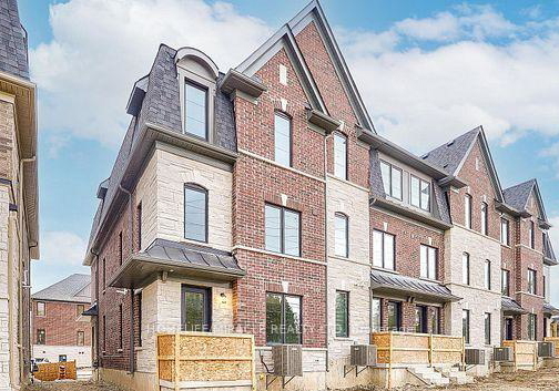 1449-national-common-burlington-ontario-w13715332