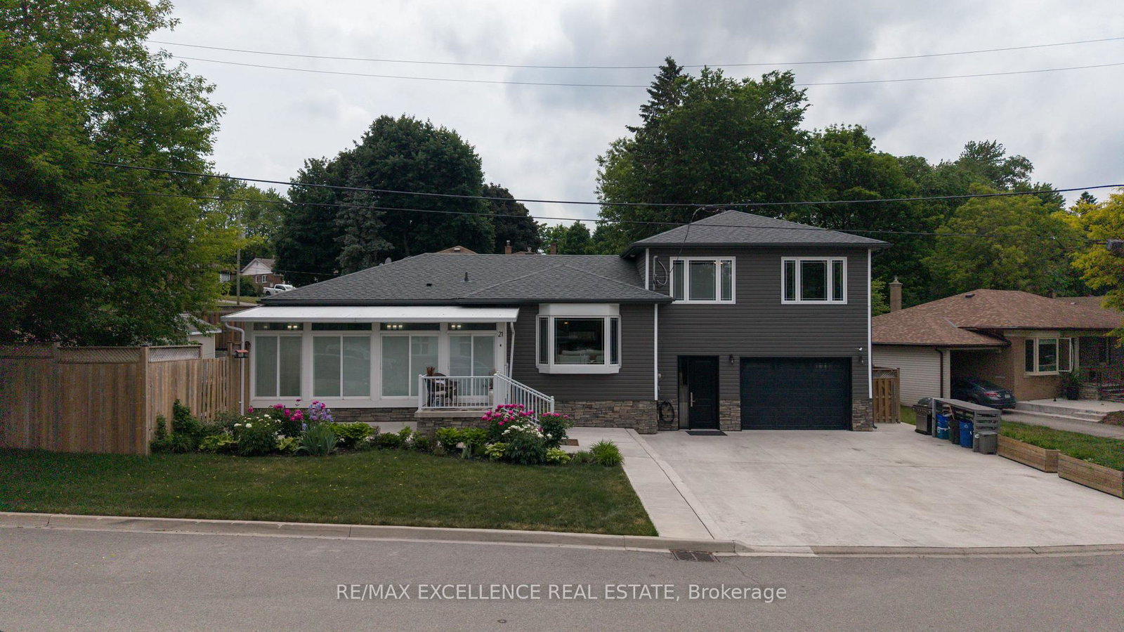 21-elizabeth-street-halton-hills-ontario-w13715382