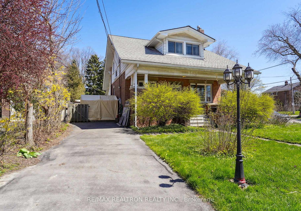 2585-lake-shore-boulevard-w-toronto-etobicoke-ontario-w13715422