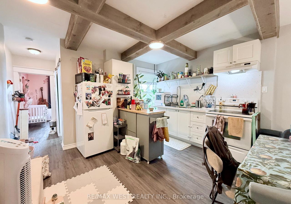 231-rosemount-avenue-toronto-toronto-ontario-w13715440
