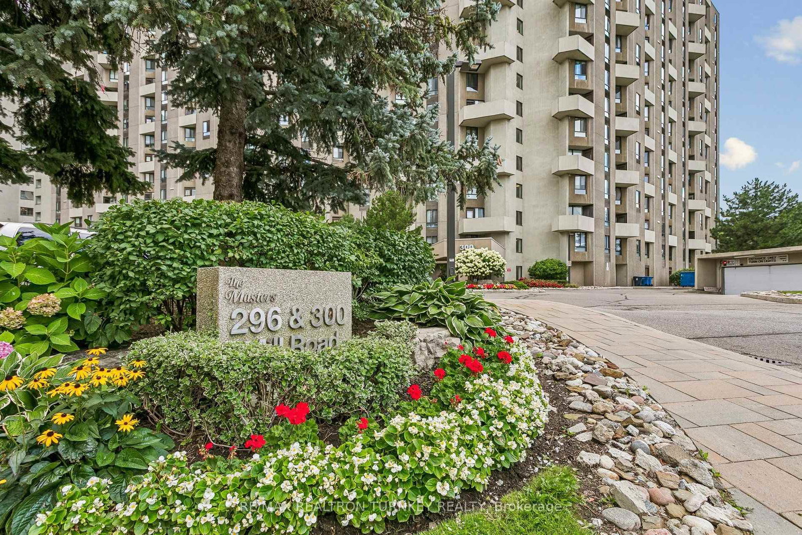 296-mill-road-toronto-etobicoke-ontario-w13715646