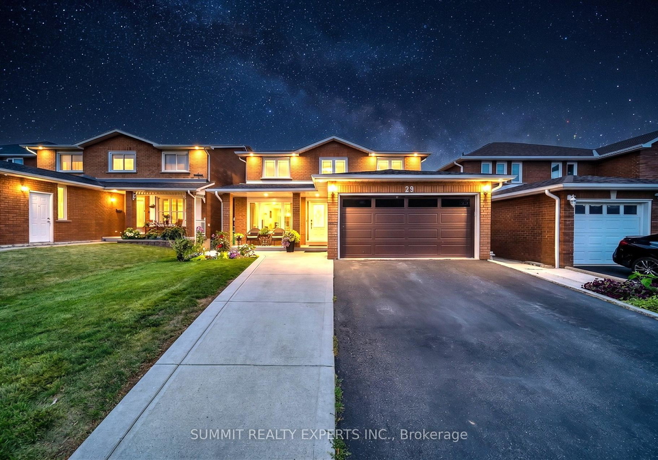 29-coronation-circle-brampton-ontario-w13715752