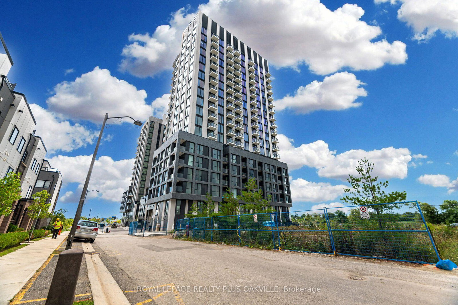 3079-trafalgar-road-oakville-ontario-w13715772