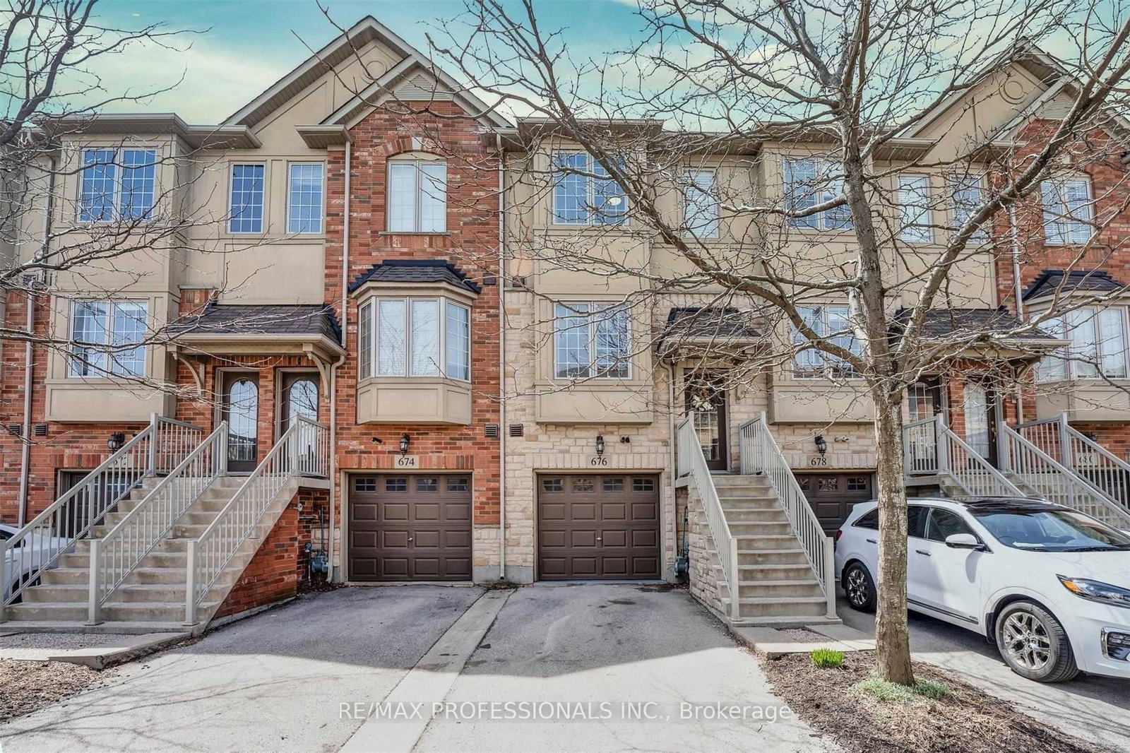 676-rowley-common-burlington-ontario-w13715834