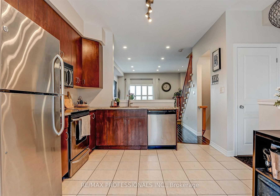 676-rowley-common-burlington-ontario-w13715834