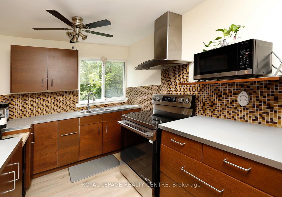 3060-constitution-boulevard-mississauga-ontario-w13715864
