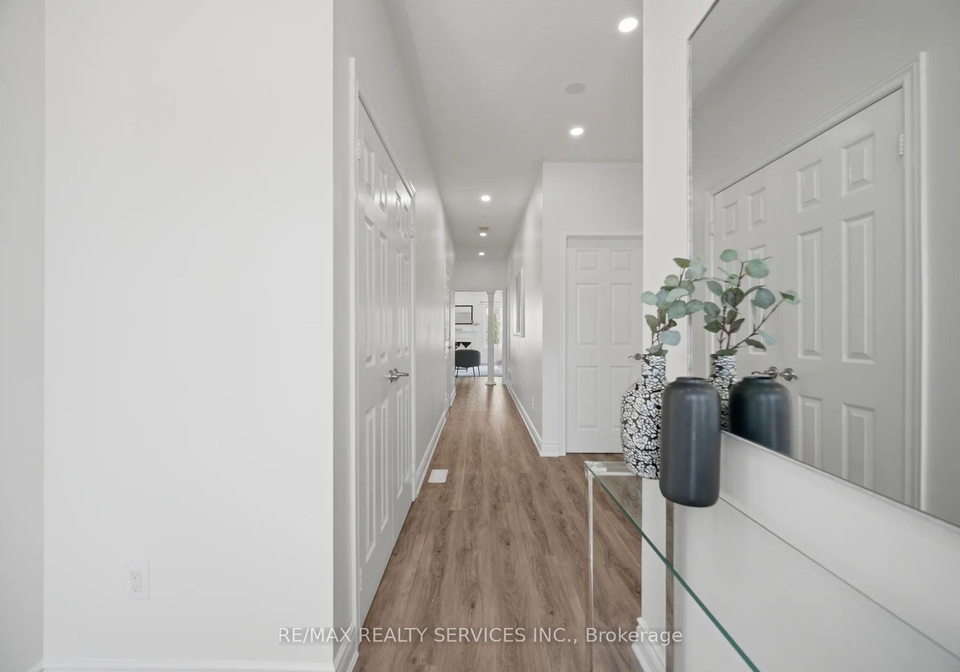 40-balin-crescent-brampton-ontario-w13715872
