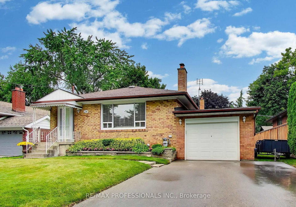 24-beaverbrook-avenue-toronto-etobicoke-ontario-w13716188