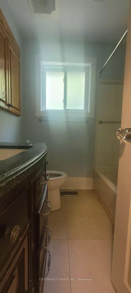 2690-truscott-drive-mississauga-ontario-w13716218