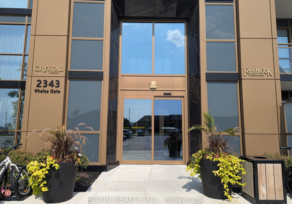 2343-khalsa-gate-oakville-ontario-w13716270
