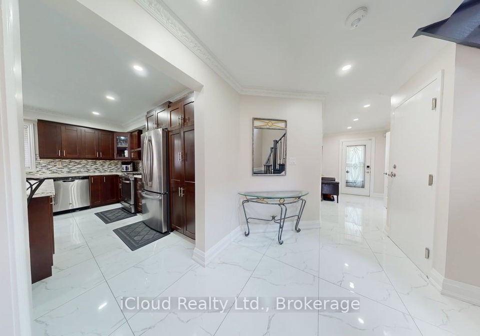 71-tufton-crescent-brampton-ontario-w13716340