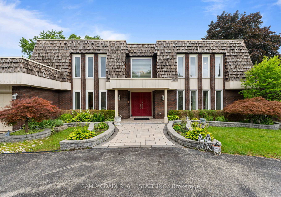 2145-oneida-crescent-mississauga-ontario-w13716352