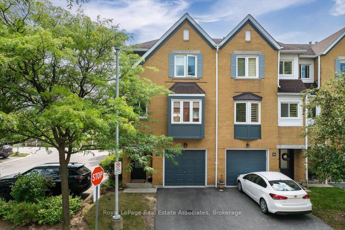 2300-brays-lane-oakville-ontario-w13716482