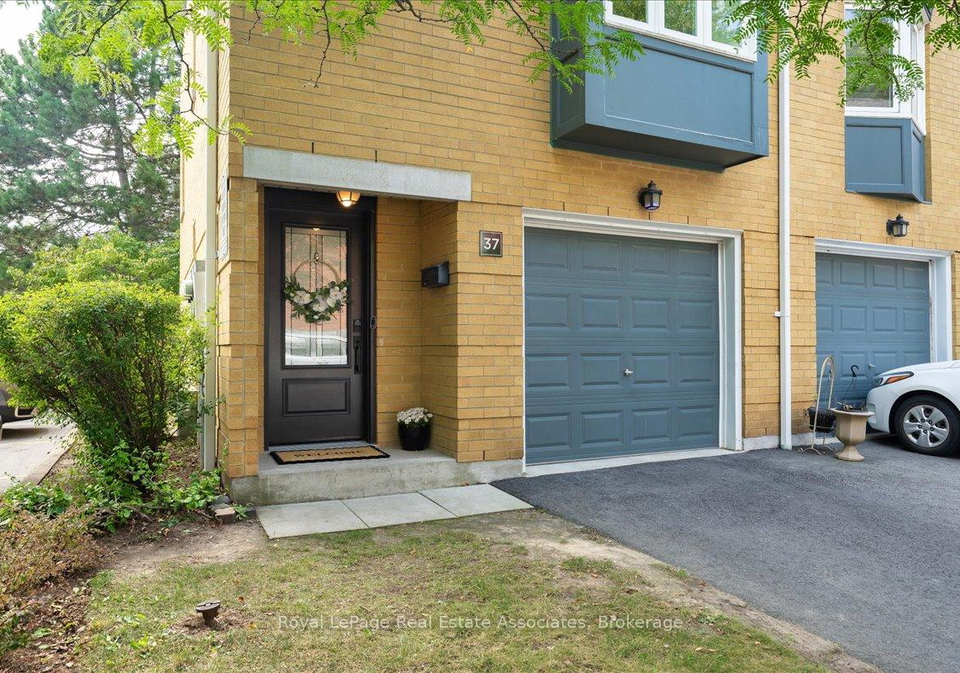 2300-brays-lane-oakville-ontario-w13716482