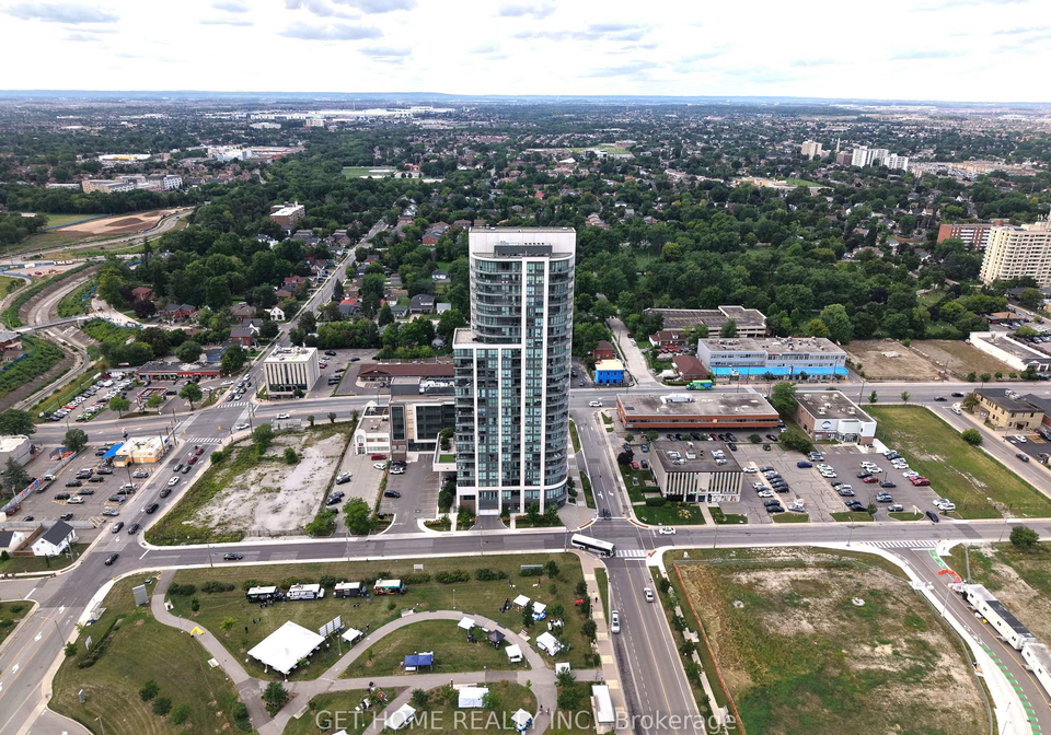 15-lynch-street-brampton-ontario-w13716502