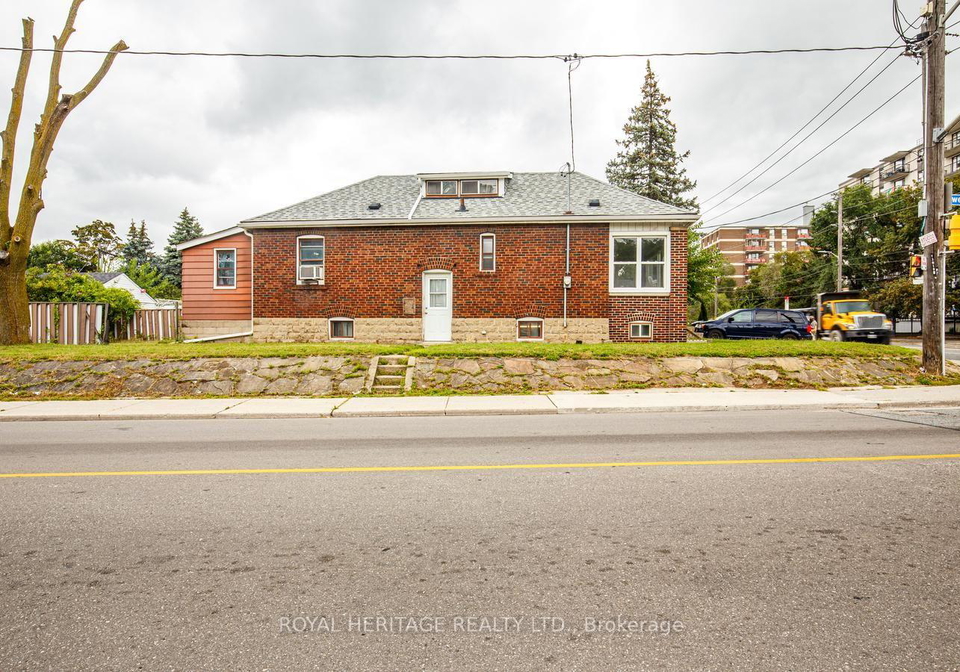 758-jane-street-toronto-toronto-ontario-w13716524