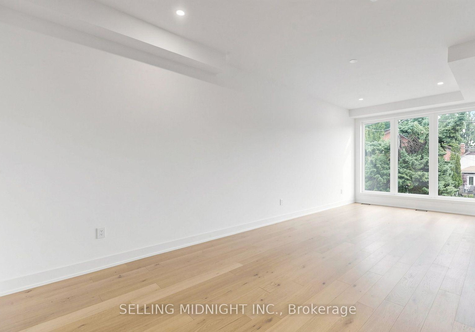 42-guthrie-avenue-toronto-etobicoke-ontario-w13716576