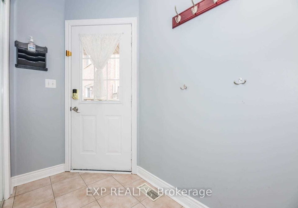 65-pressed-brick-drive-brampton-ontario-w13716604