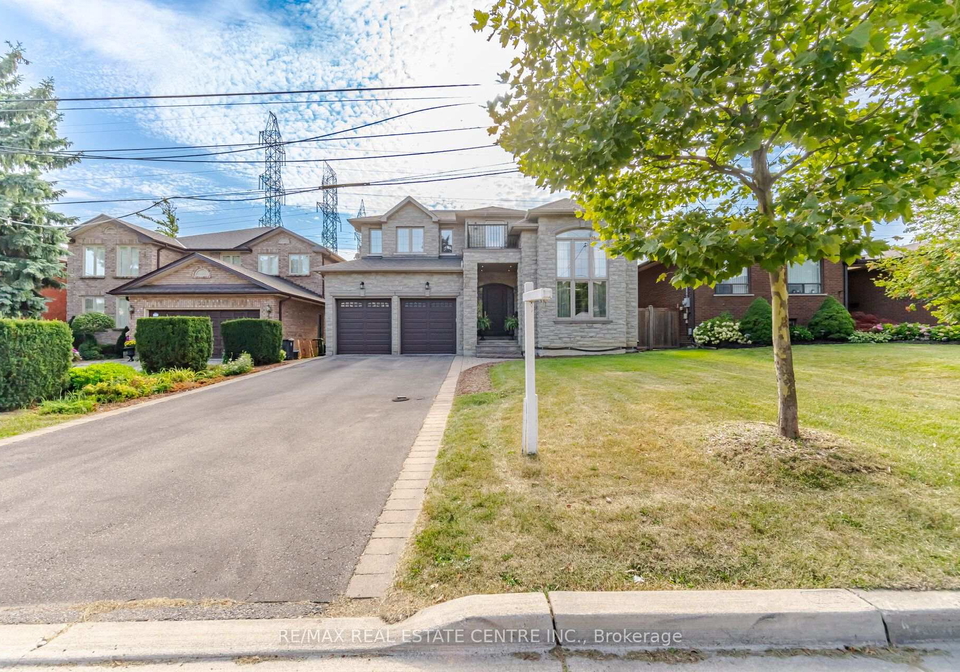 60-jopling-avenue-n-toronto-etobicoke-ontario-w13716698