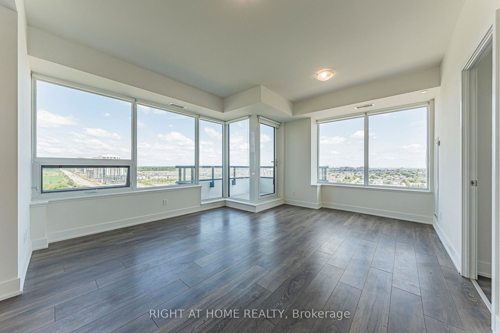 297-oak-walk-drive-oakville-ontario-w13716728