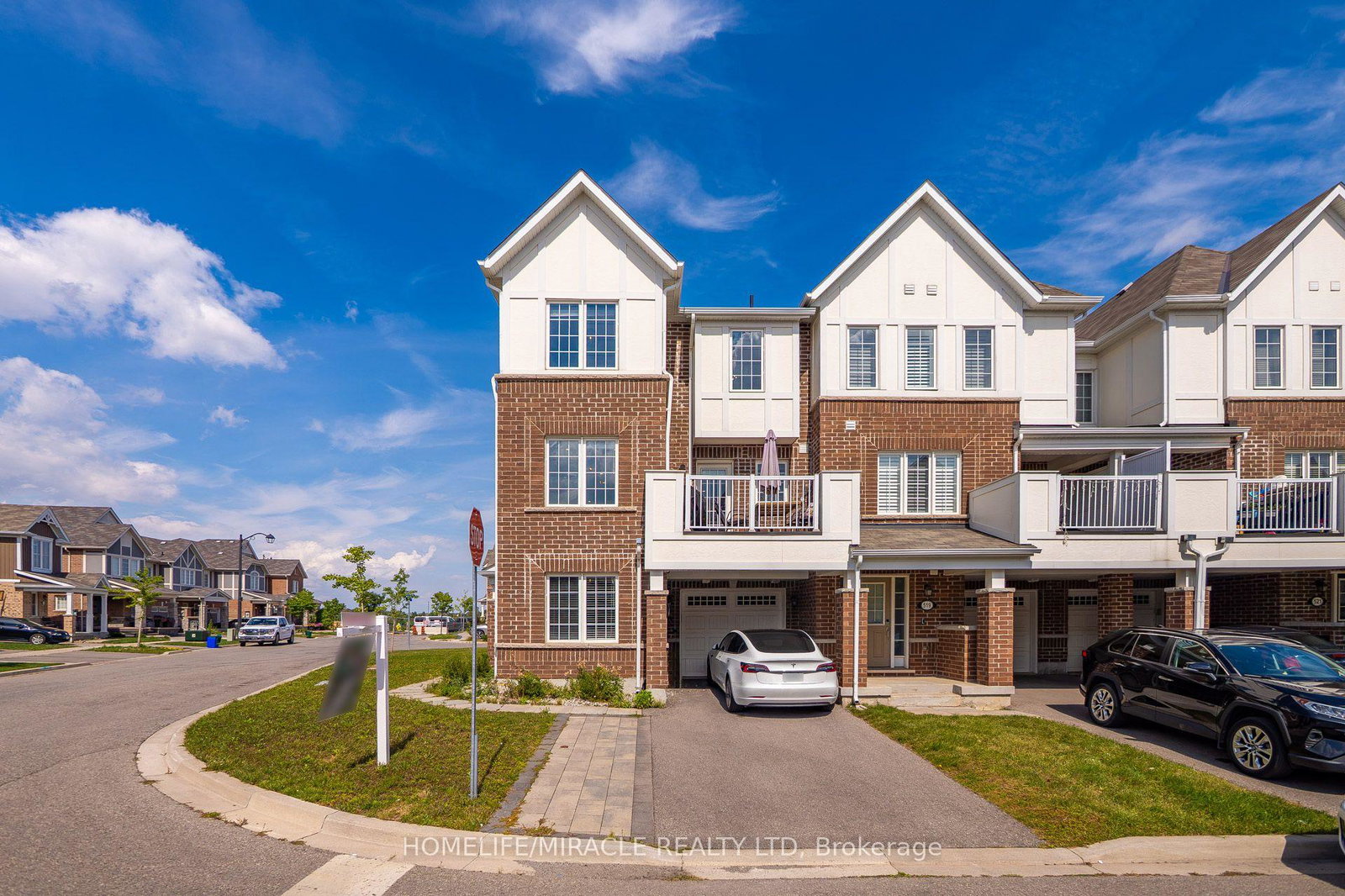 517-allport-gate-milton-ontario-w13716756