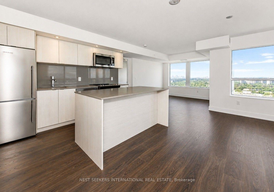 10-eva-road-toronto-etobicoke-ontario-w13716796