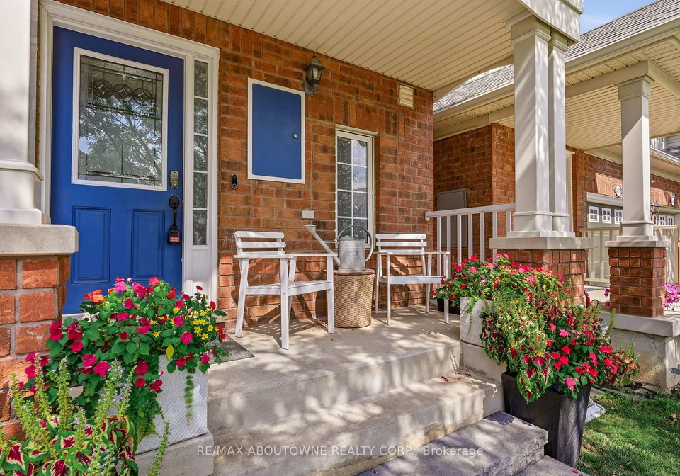 2469-springforest-drive-oakville-ontario-w13716872