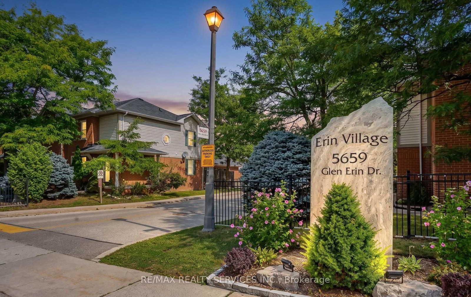 5659-glen-erin-drive-mississauga-ontario-w13716882