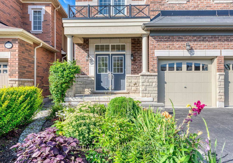 3200-ernest-appelbe-boulevard-oakville-ontario-w13717066