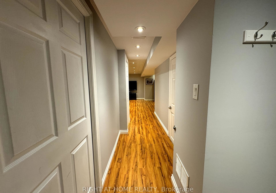 4808-lighthouse-court-mississauga-ontario-w13717082