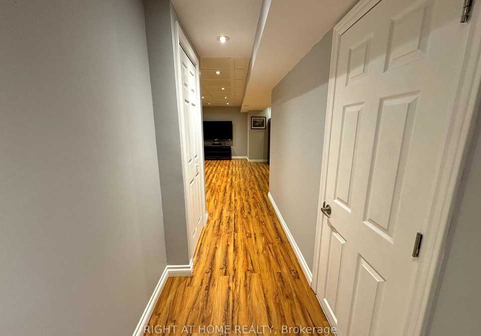 4808-lighthouse-court-mississauga-ontario-w13717082