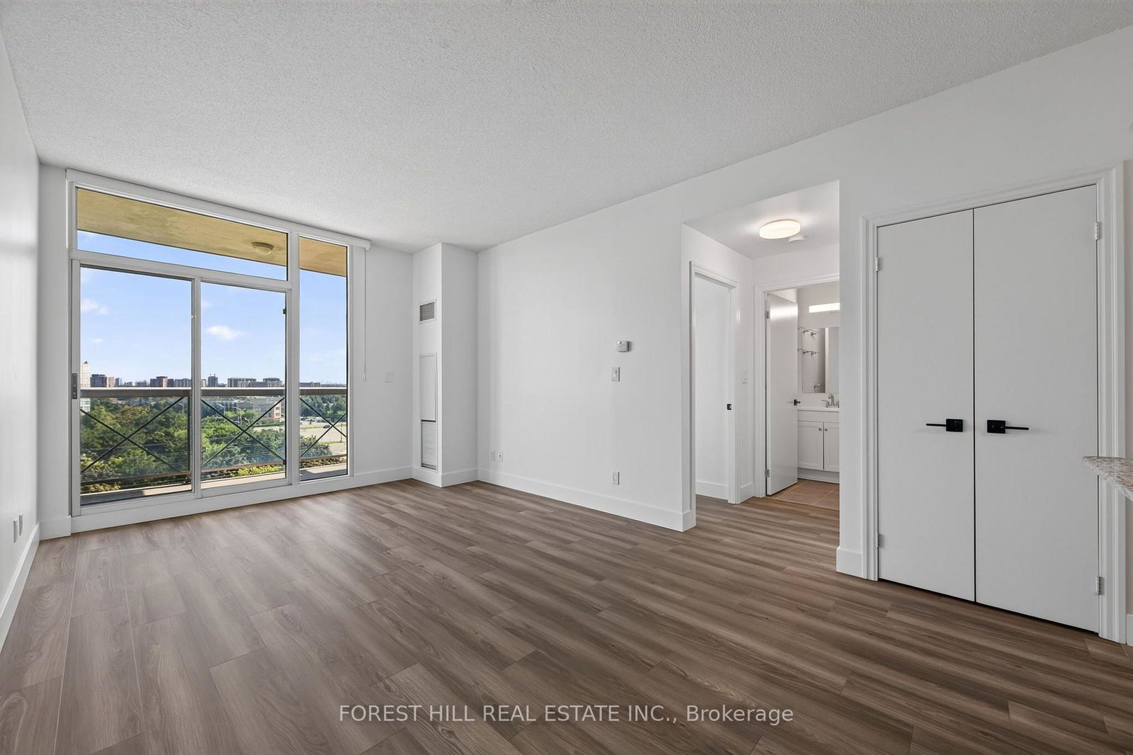 1359-rathburn-road-e-mississauga-ontario-w13717198