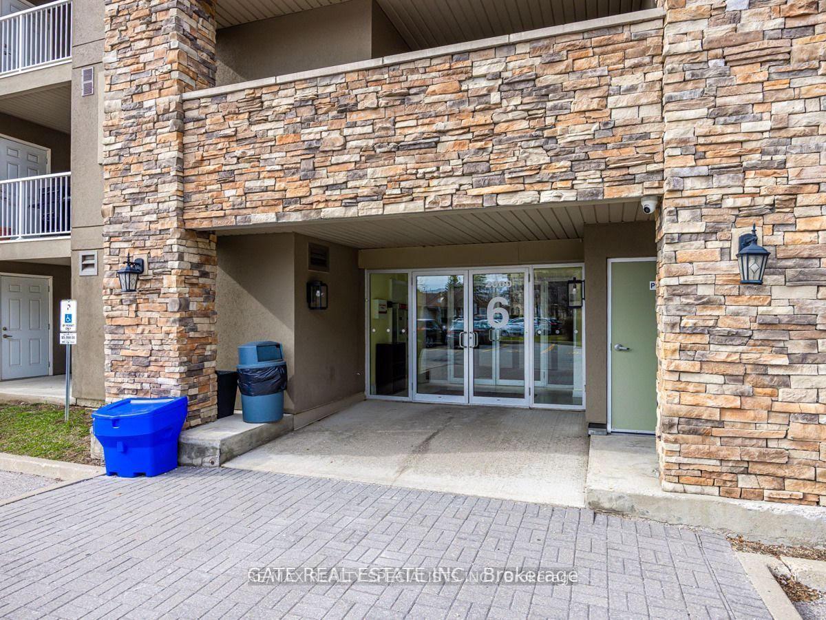 6-dayspring-circle-brampton-ontario-w13717310