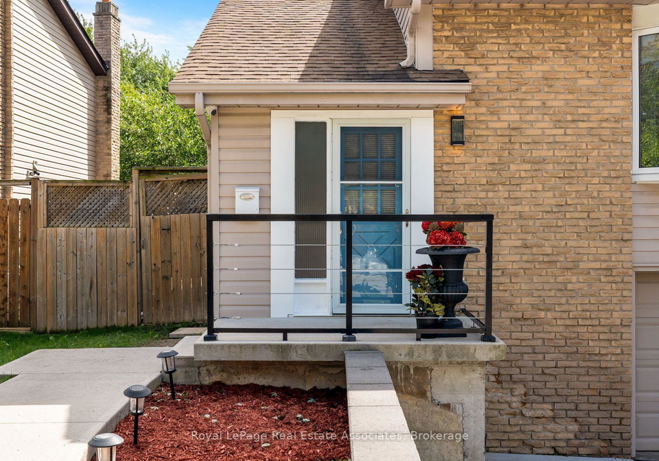 2727-bucklepost-crescent-mississauga-ontario-w13717386