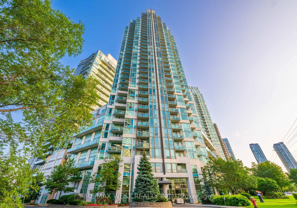 220-burnhamthorpe-road-w-mississauga-ontario-w13717428