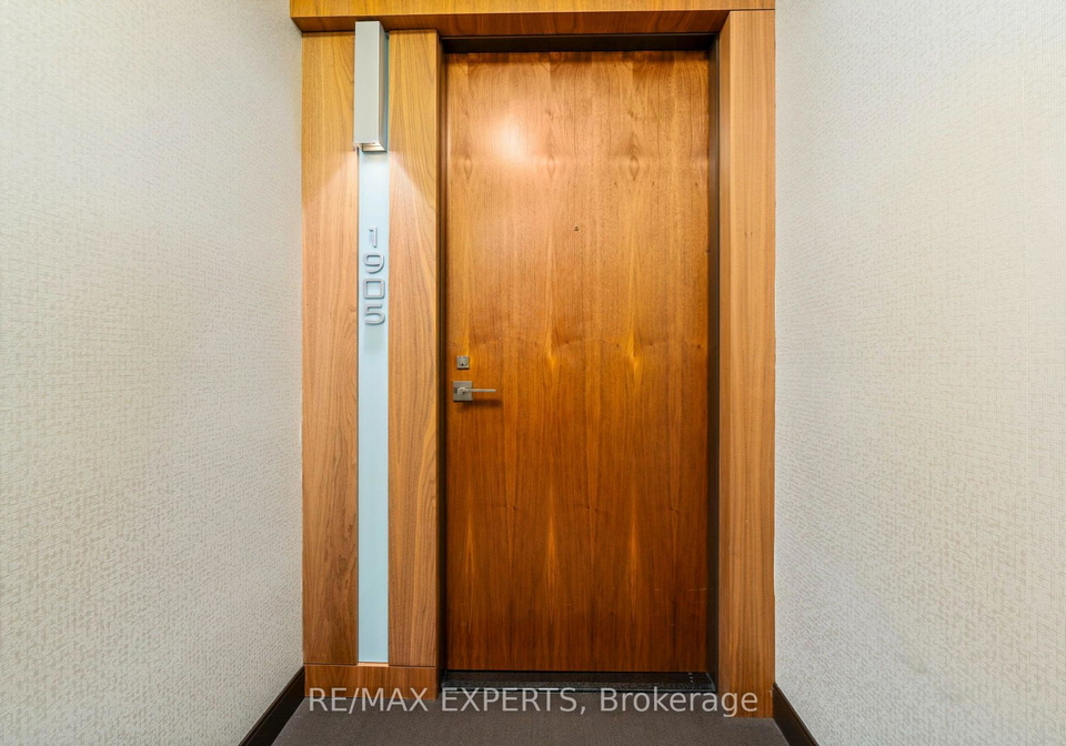 36-park-lawn-road-toronto-etobicoke-ontario-w13717470