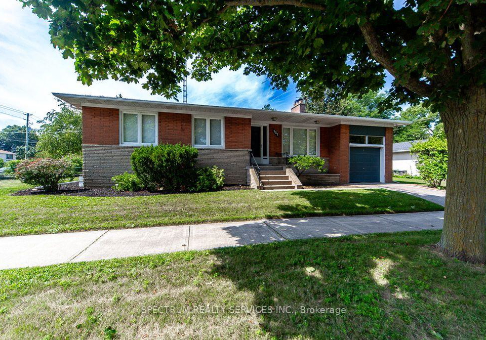 131-west-deane-park-drive-toronto-etobicoke-ontario-w13717484