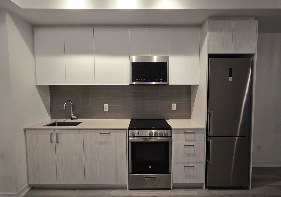 1787-st-clair-avenue-w-toronto-toronto-ontario-w13717622