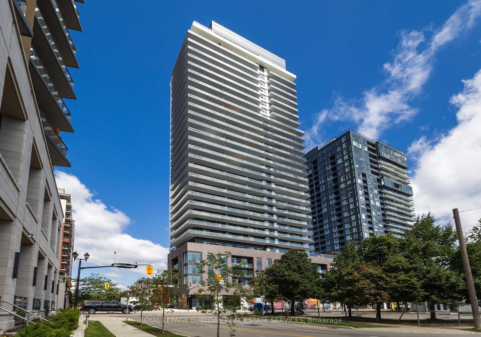 2075-lakeshore-road-burlington-ontario-w13717912
